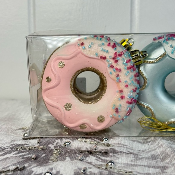 NEW Merry Way Donuts With Sprinkles Christmas Ornaments - Picture 2 of 7